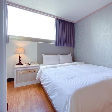 Hrysler Hotel Taipei Eksteriør bilde